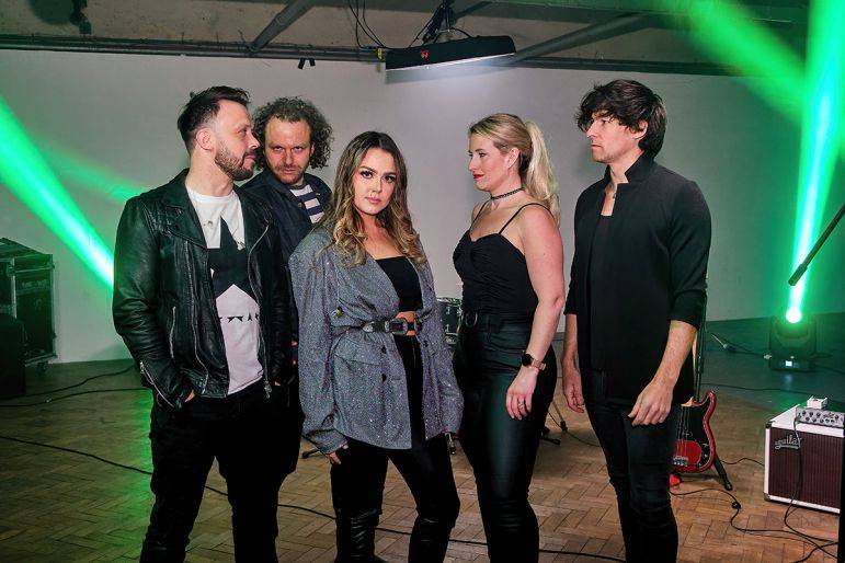 Click to enlarge image 02.jpg