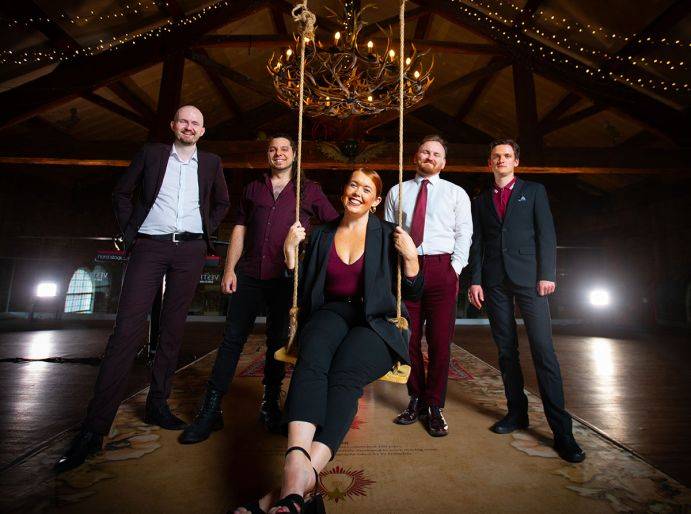 Click to enlarge image answer-tones-05.jpg