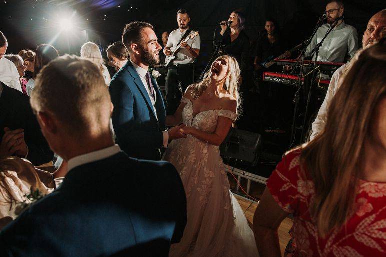 Click to enlarge image answer-tones-06.jpg