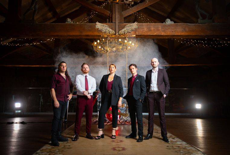 Click to enlarge image answer-tones-07.jpg