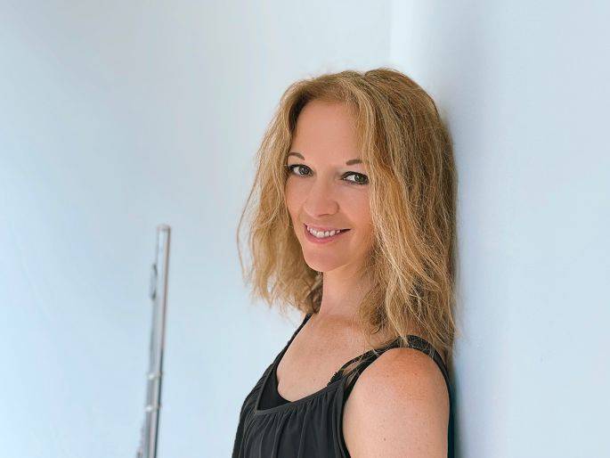 Click to enlarge image tori-sax-01.jpg