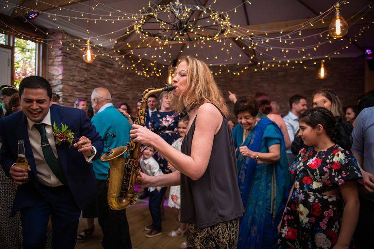 Click to enlarge image tori-sax-14.jpg