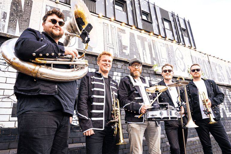 Click to enlarge image brassy-6.jpg