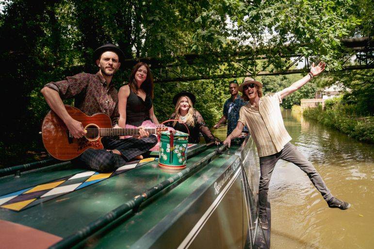 Click to enlarge image gypsyland-jazz-new-02.jpg