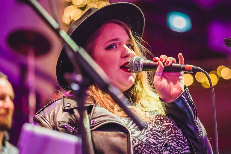 Click to enlarge image gypsyland-jazz-new-04.jpg