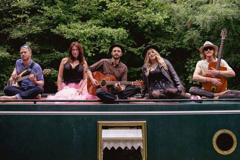 Click to enlarge image swing-beats-07.jpg