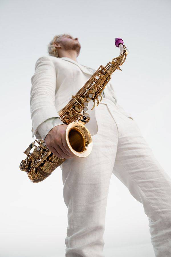 Click to enlarge image tommy-sax-08.jpg