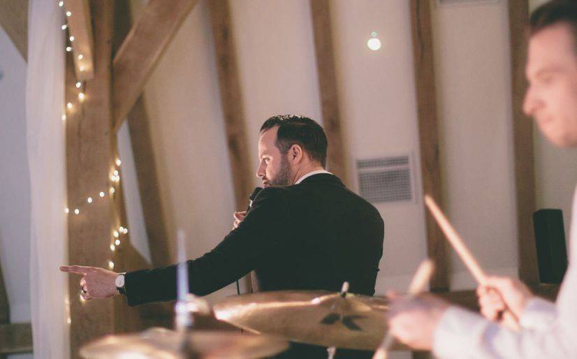 Click to enlarge image swing-band-04.jpg