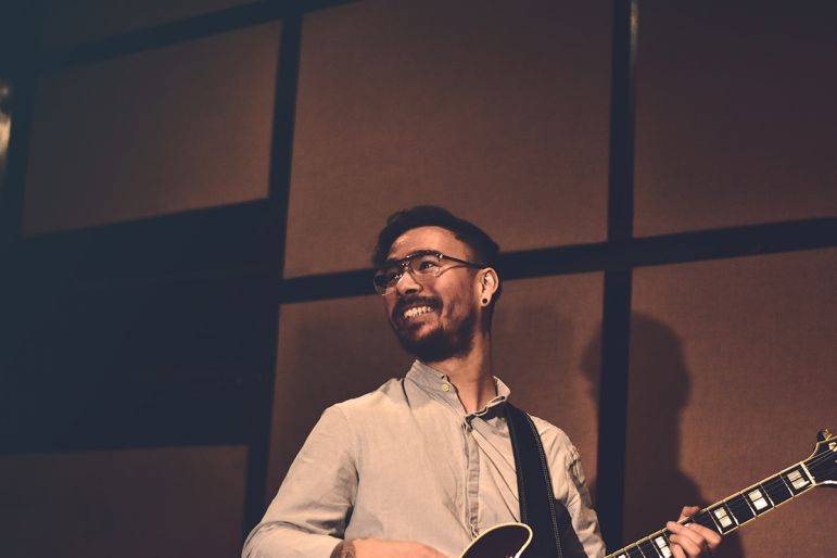 Click to enlarge image blue-soire-04.jpg