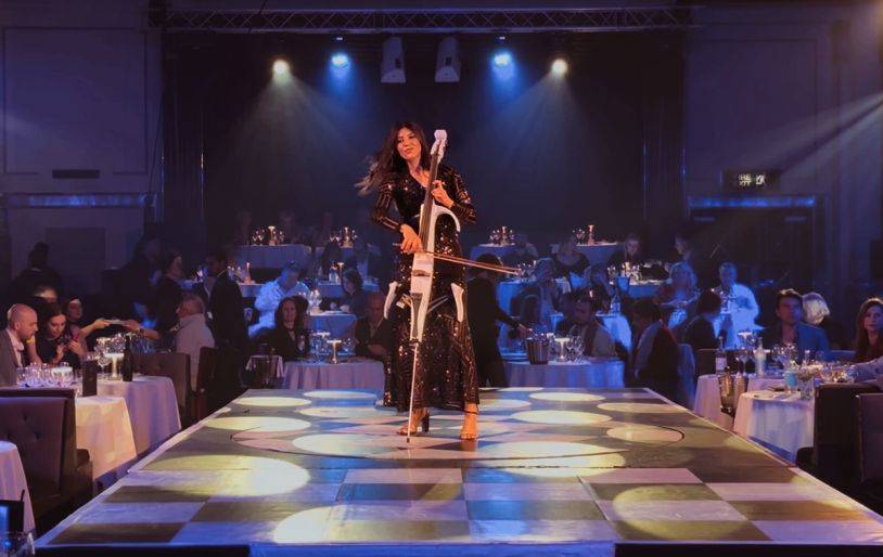 Click to enlarge image jane-09.jpg