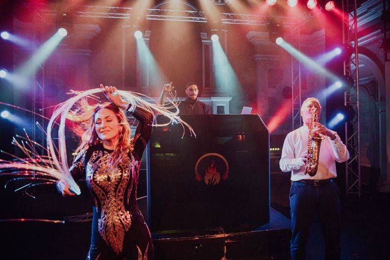 Click to enlarge image ignite-06.jpg