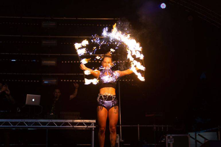 Click to enlarge image ignite-14.jpg