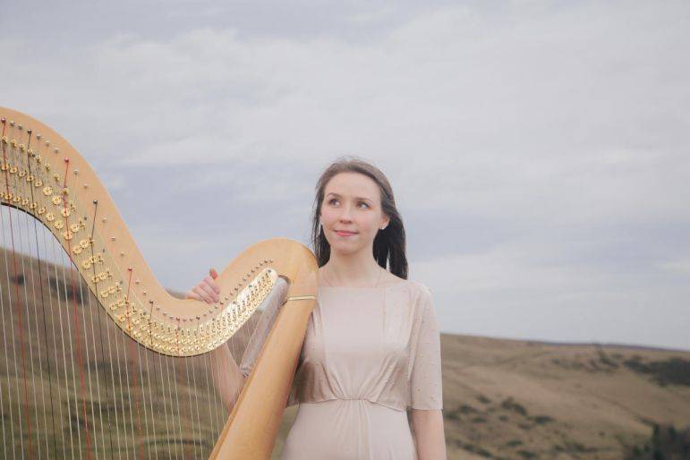 Click to enlarge image Elle-3.jpg