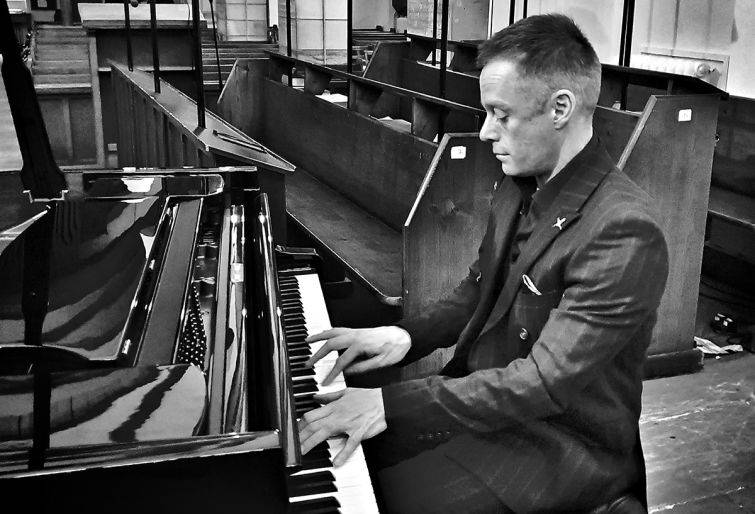 Click to enlarge image 4.jpg