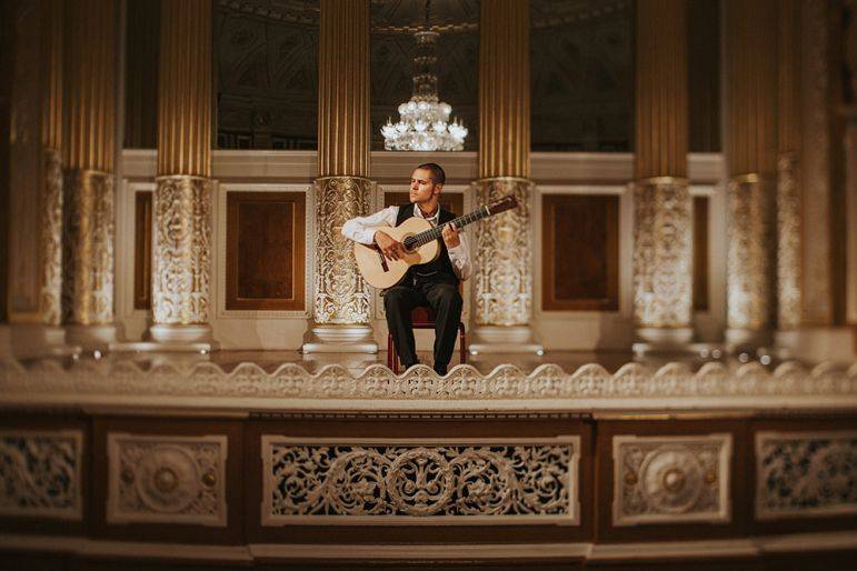 Click to enlarge image flamenco-puro-02.jpg