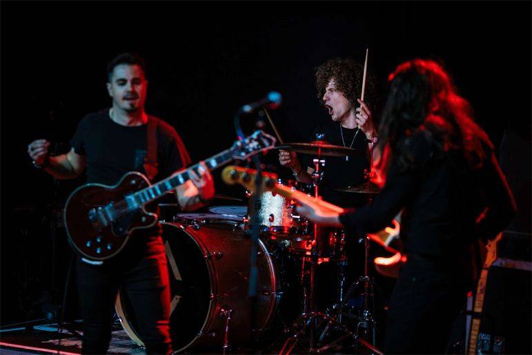 Click to enlarge image rockafella-2.jpg