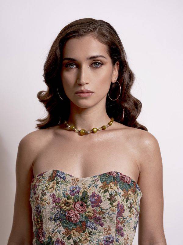 Click to enlarge image christie-02.jpg