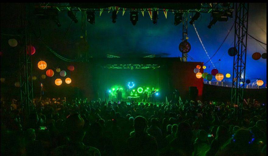 Click to enlarge image brassive-attack-04.jpg