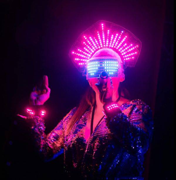 Click to enlarge image brassive-attack-06.jpg