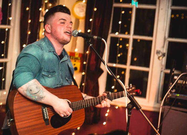 Click to enlarge image thomas-04.jpg