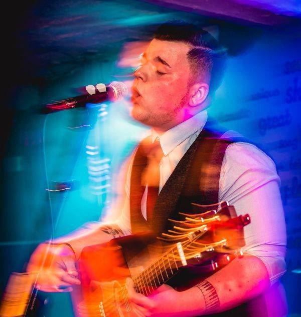 Click to enlarge image thomas-07.jpg