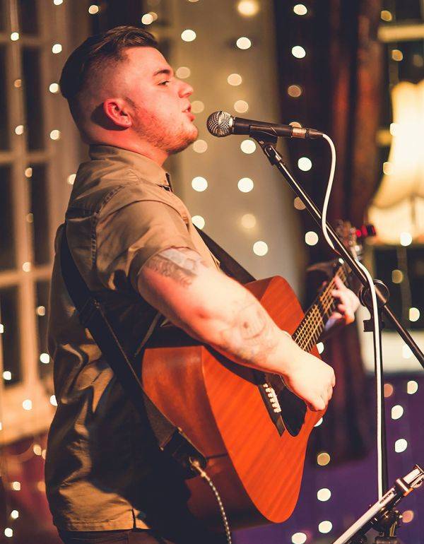 Click to enlarge image thomas-08.jpg