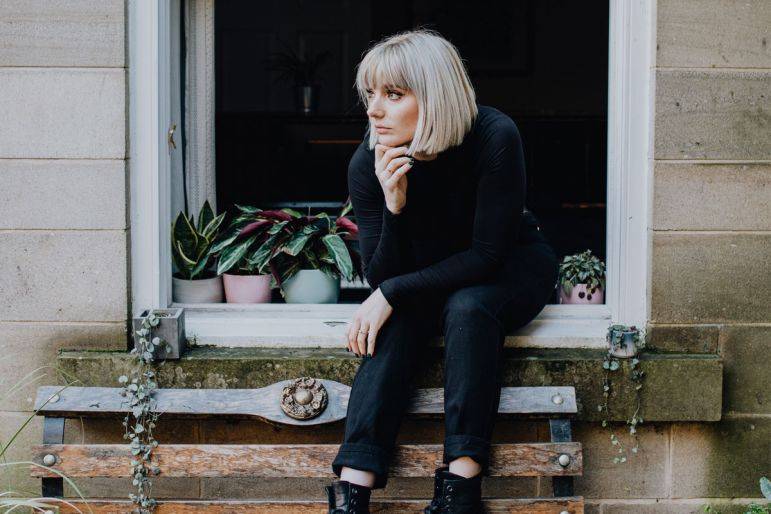 Click to enlarge image profile-01.jpg