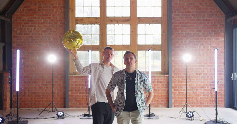 Click to enlarge image ultra-02.jpg