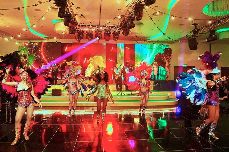 Click to enlarge image salsamba-08.jpg