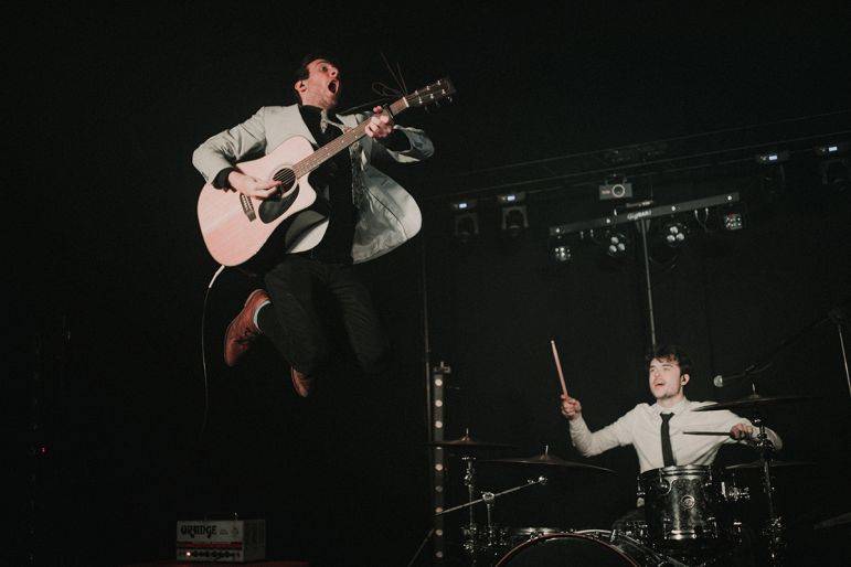 Click to enlarge image weekenders-08.jpg