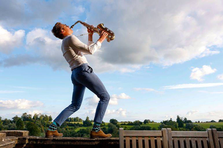 Click to enlarge image dc-sax-04.jpg