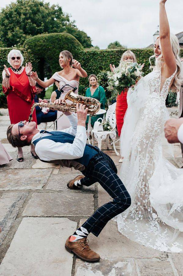 Click to enlarge image dc-sax-07.jpg