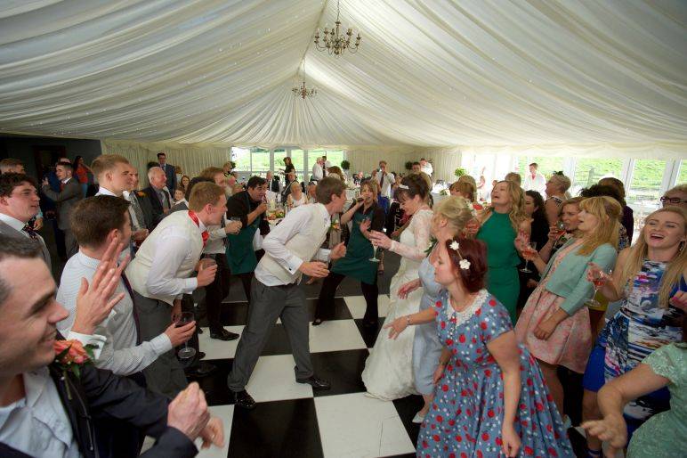 Click to enlarge image under-wraps-08.jpg