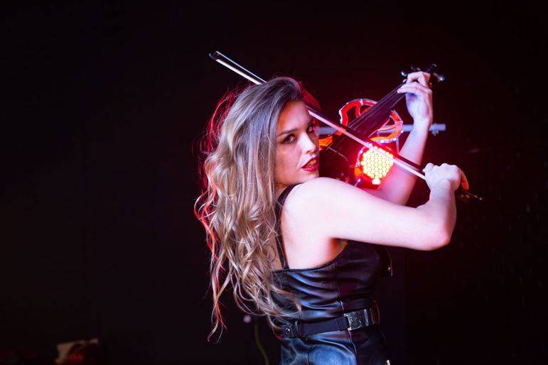 Click to enlarge image 08.jpg