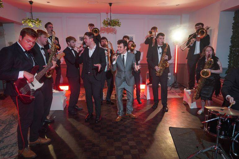 Click to enlarge image dynamite-big-band-04.jpg