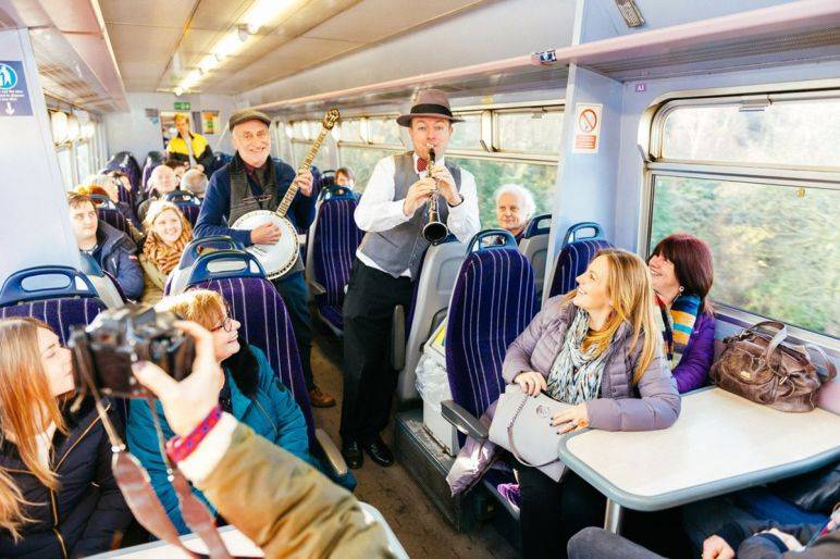 Click to enlarge image 08.jpg