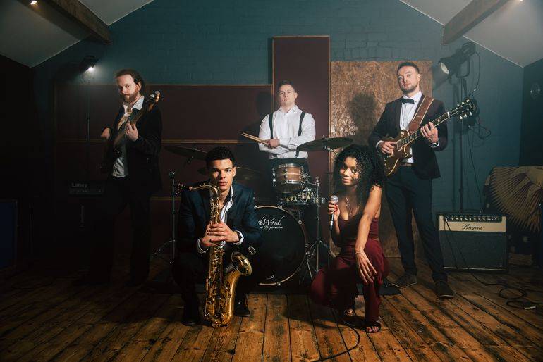 Click to enlarge image 01.jpg