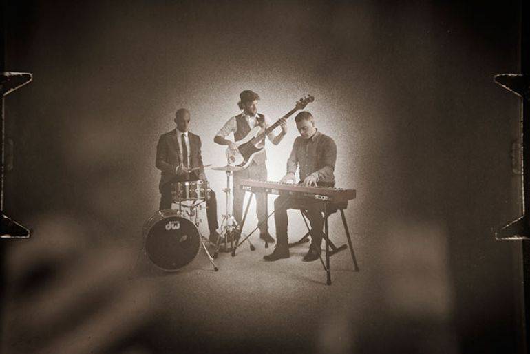 Click to enlarge image 4.jpg