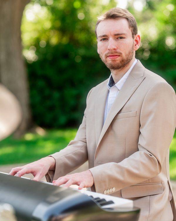 Click to enlarge image jazz-it-up-05.jpg