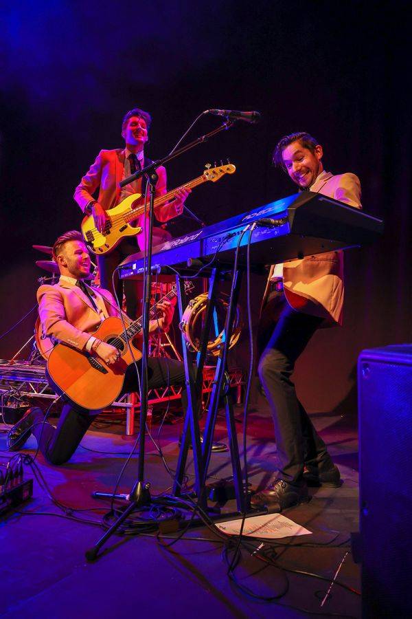 Click to enlarge image hot-rods-12.jpg