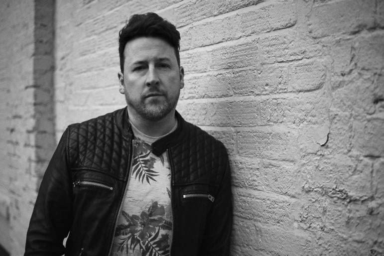 Click to enlarge image will-pianist-04.jpg