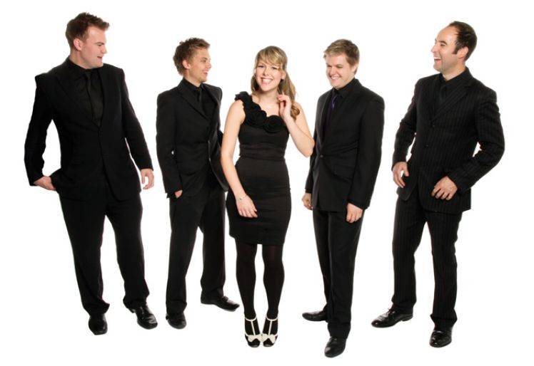 Click to enlarge image 1-hire-a-ceilidh-band.jpg