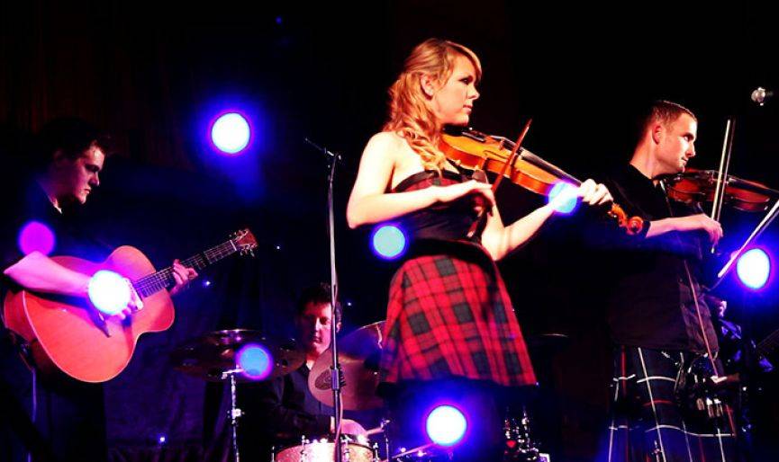 Click to enlarge image 3-ceilidh-band-hire.jpg