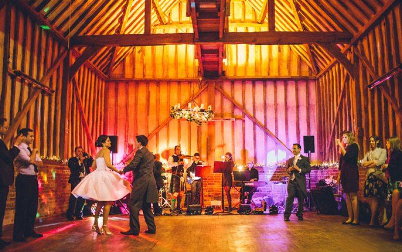 Click to enlarge image 4-ceilidh-Band.jpg