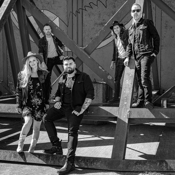 Click to enlarge image midnight-valley-16.jpg