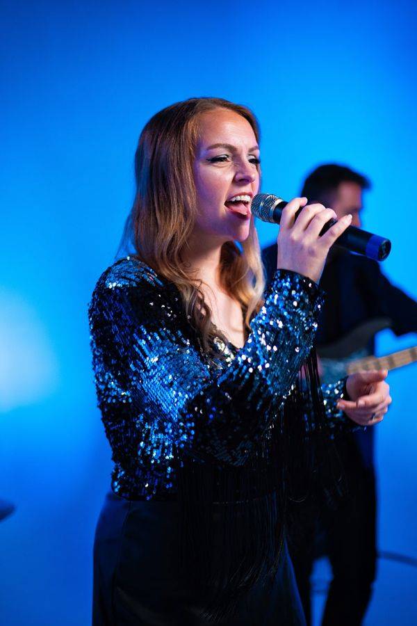 Click to enlarge image horizon-04.jpg