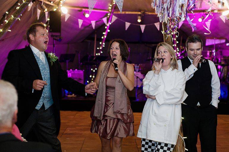 Click to enlarge image surprise-singers-06.jpg