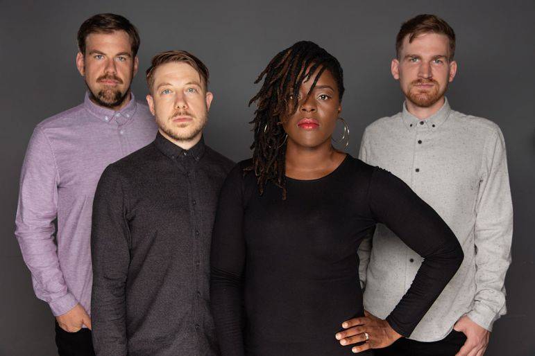 Click to enlarge image 04.jpg