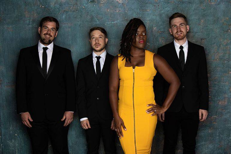 Click to enlarge image 05.jpg