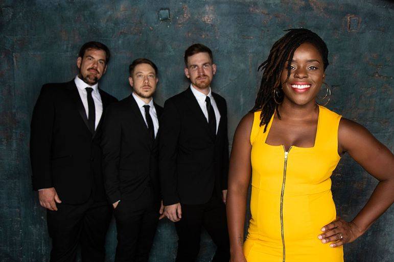 Click to enlarge image 06.jpg